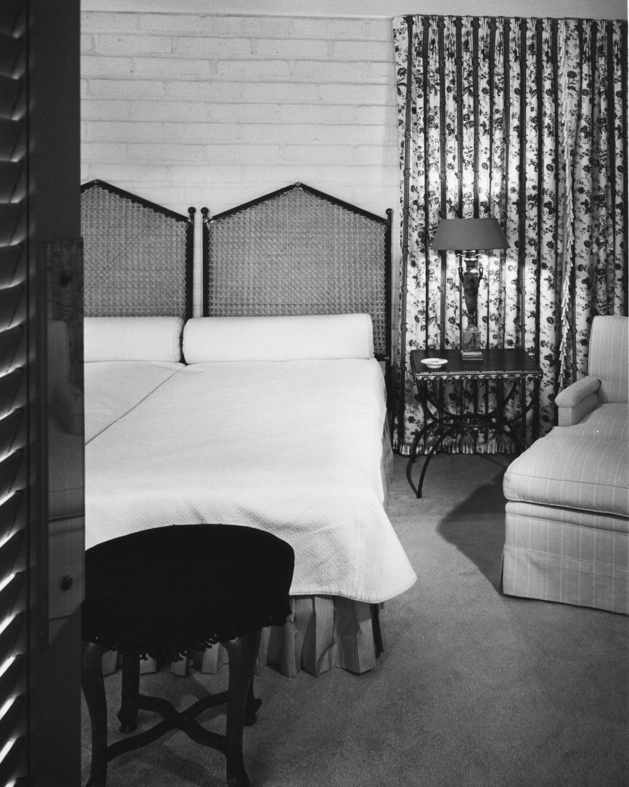 1959 photos: Cosmopolitan tastes and wide interests